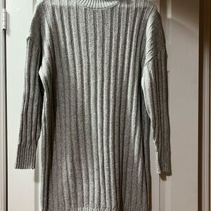 Emily Rose | Gray Ribbed Women's Sweater | Size M